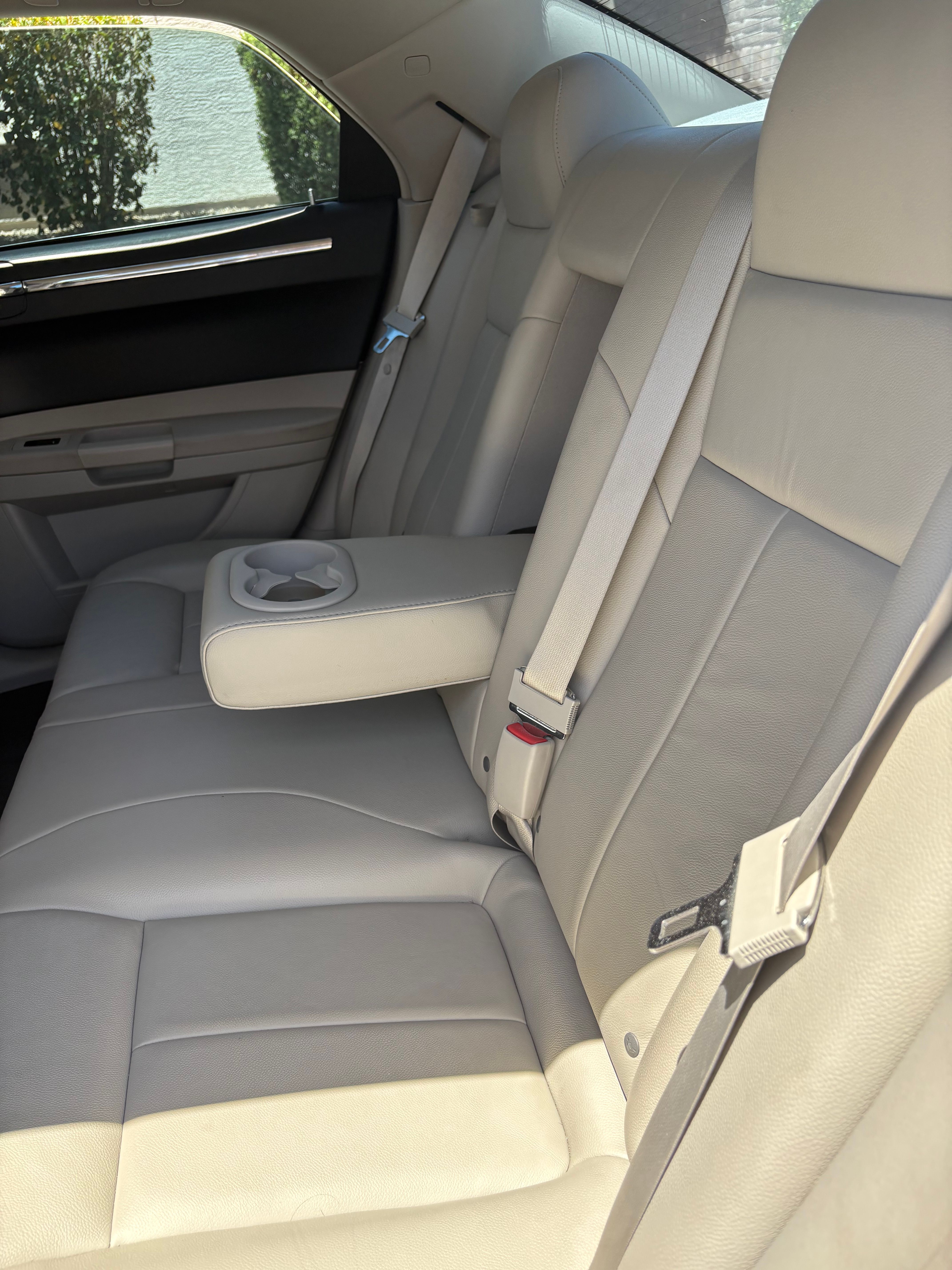 Used 2007 Chrysler 300 Touring L RWD image 29
