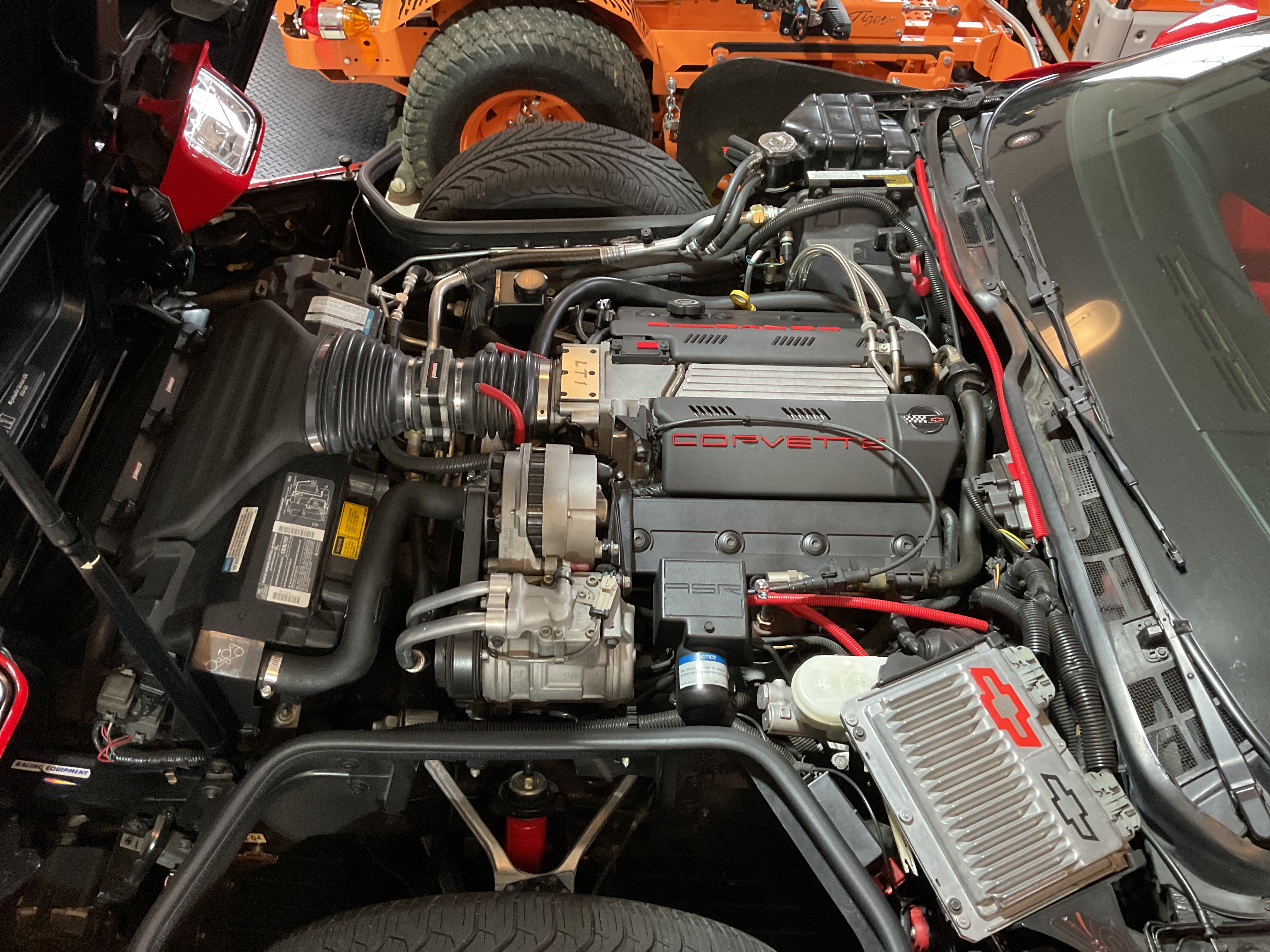 Used 1995 Chevrolet Corvette Coupe RWD image 13