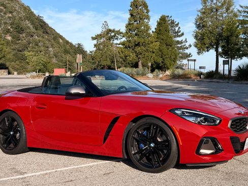 Used 2023 BMW Z4 M40i w/ Premium Package RWD image 18