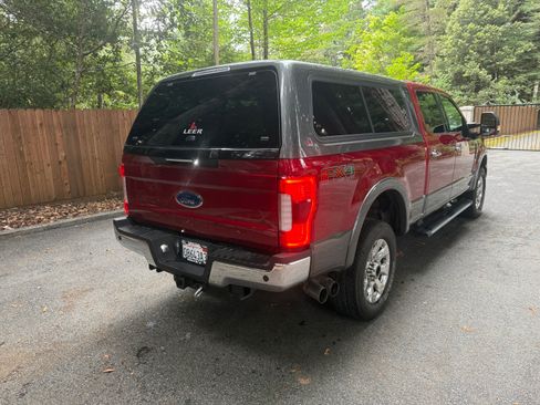 Used 2019 Ford F250 Lariat w/ Lariat Ultimate Package AWD/4WD image 13