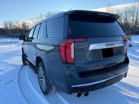 Used 2021 GMC Yukon Denali image 12
