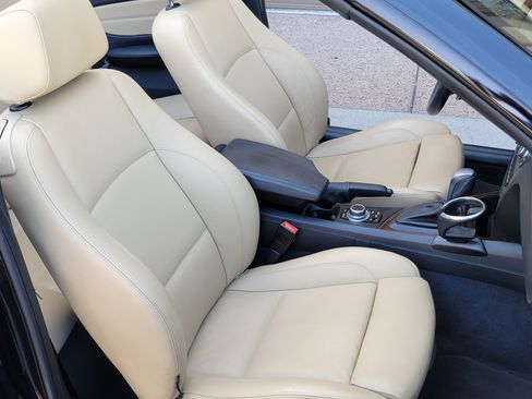 Used 2012 BMW 128i Convertible image 9