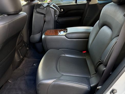 Used 2018 INFINITI QX80 4WD w/ Driver Assistance Package image 19