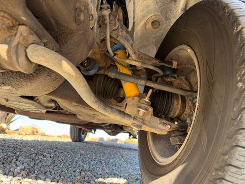 Used 1997 Chevrolet S10 Pickup LS w/ Preferred Equipment Group image 11