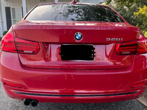 Used 2016 BMW 328i Sedan RWD image 10