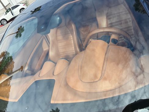 Used 2013 Ferrari California image 19