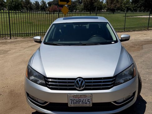 Used 2014 Volkswagen Passat TDI SEL Premium FWD image 4