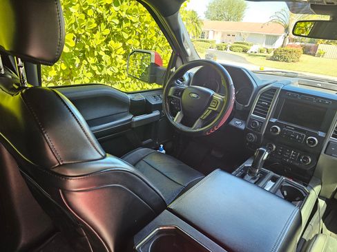 Used 2019 Ford F150 Raptor w/ Equipment Group 802A Luxury image 4