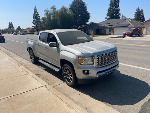 Used 2018 GMC Canyon Denali AWD/4WD image 5