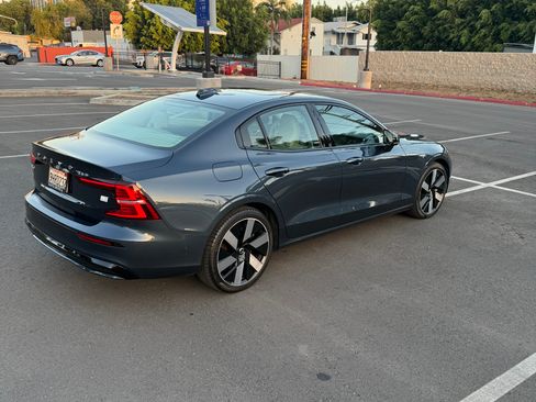 Used 2024 Volvo S60 T8 Ultimate w/ Climate Package AWD/4WD image 6