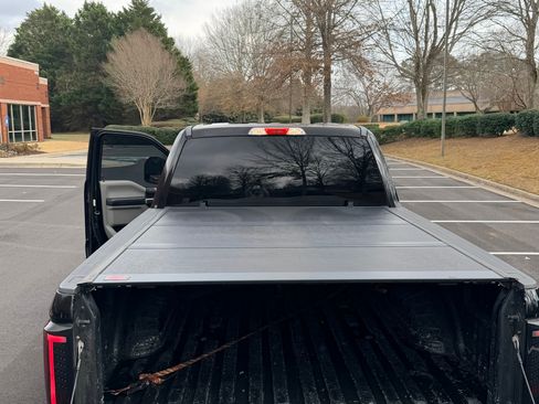 Used 2018 Ford F250 XLT image 16