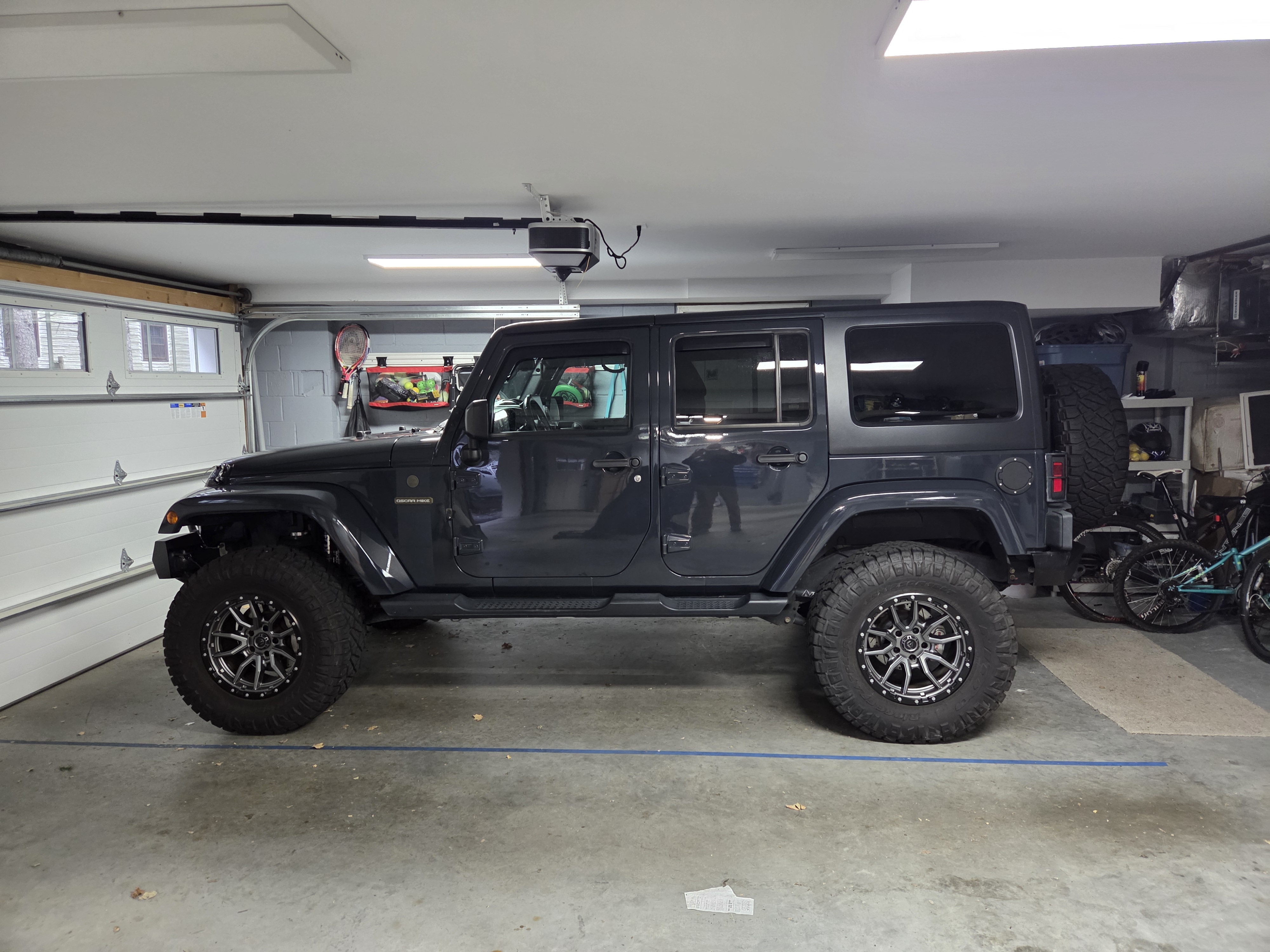 Used 2016 Jeep Wrangler Unlimited Sport AWD/4WD image 6