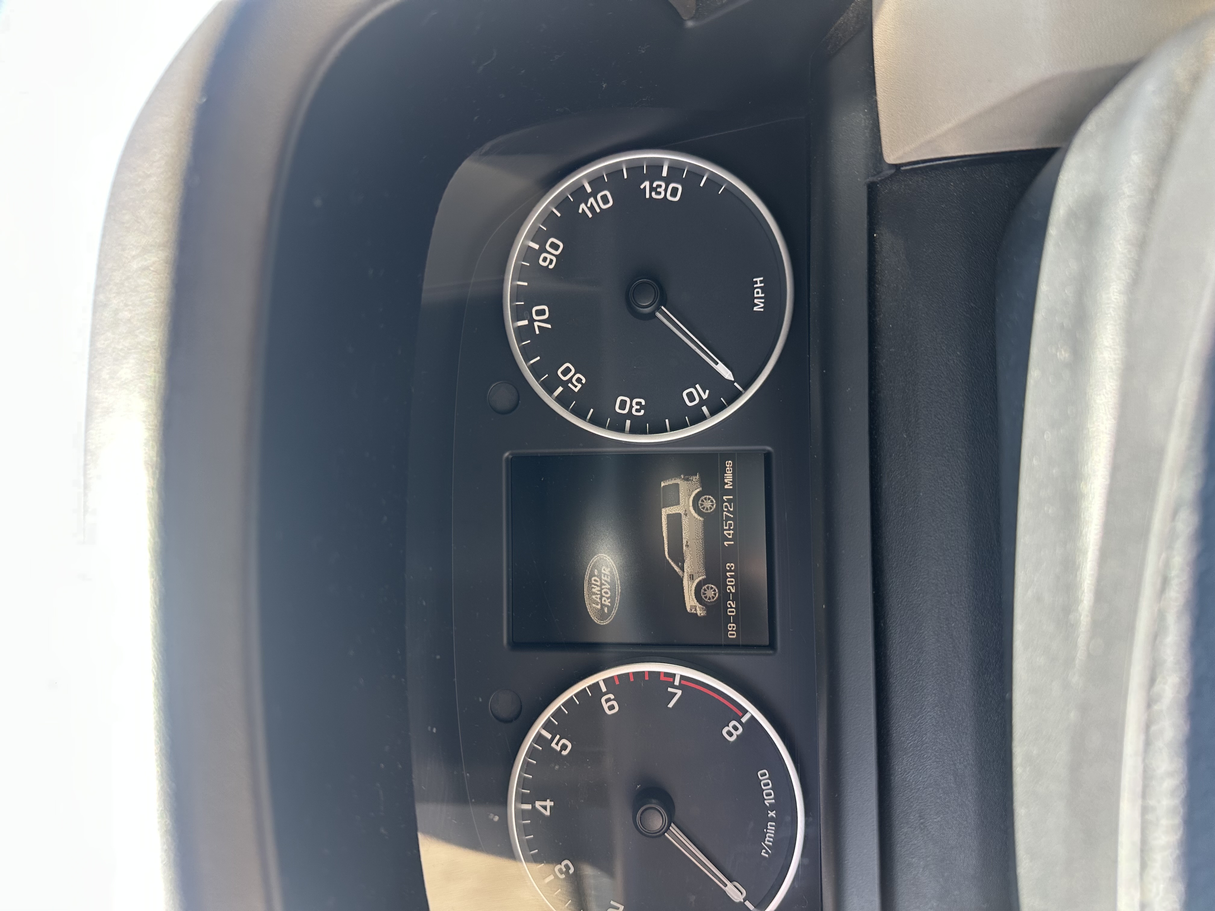 Used 2016 Land Rover LR4 HSE AWD/4WD image 13