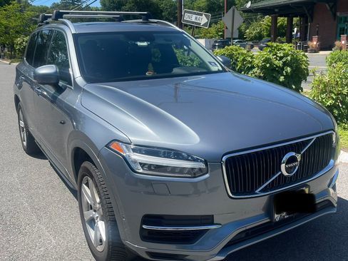 Used 2016 Volvo XC90 T8 Momentum w/ Protection Package AWD/4WD image 2