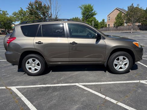 Used 2010 Toyota RAV4 2WD image 4