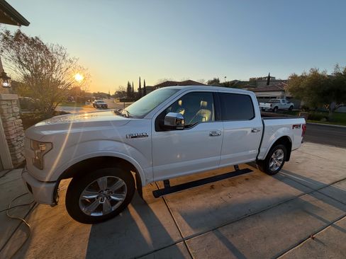 Used 2015 Ford F150 Platinum w/ Technology Package image 8