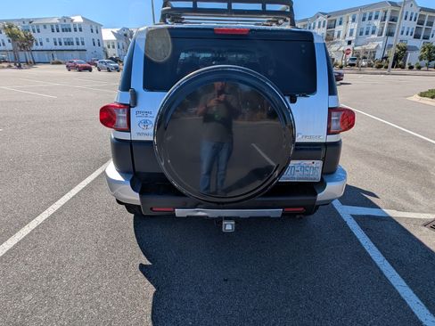 Used 2007 Toyota FJ Cruiser 4WD image 5