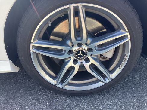 Used 2019 Mercedes-Benz E 450 4MATIC Wagon image 16