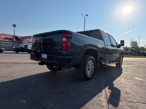 Used 2020 Chevrolet Silverado 3500 High Country w/ Z71 Off-Road Package AWD/4WD image 6