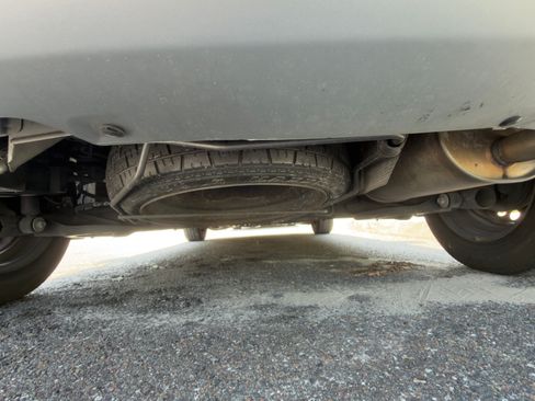 Used 2014 Nissan Versa Note SV FWD image 12