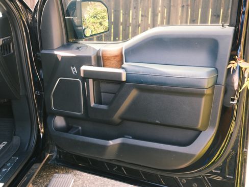 Used 2018 Ford F150 Limited w/ Trailer Tow Package image 24