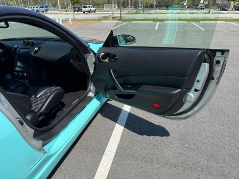Used 2006 Nissan 350Z Grand Touring image 9