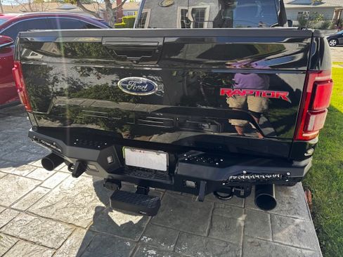 Used 2019 Ford F150 Raptor w/ Equipment Group 802A Luxury image 11