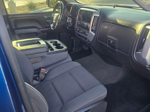 Used 2019 GMC Sierra 1500 SLE w/ SLE Value Package image 10