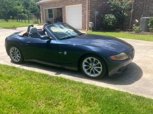 Used 2003 BMW Z4 2.5i image 4