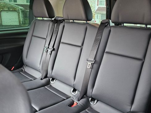 Used 2019 Mercedes-Benz Metris Passenger image 16