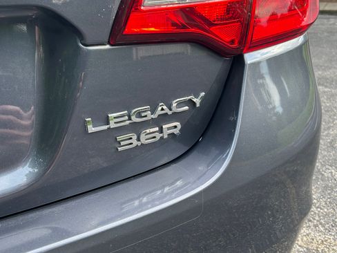 Used 2016 Subaru Legacy 3.6R Limited AWD/4WD image 4