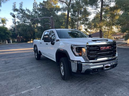 Used 2024 GMC Sierra 2500 Pro w/ 1SA Pro Safety Plus Package image 4