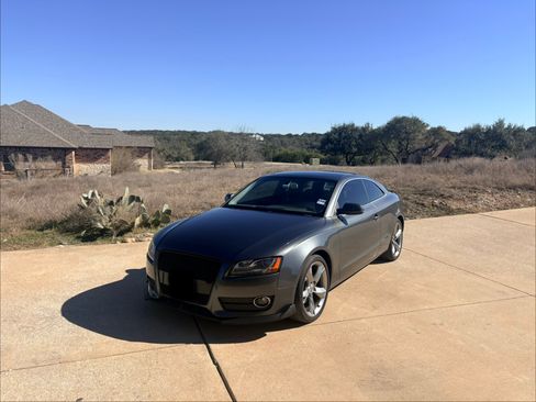 Used 2010 Audi A5 2.0T Premium Plus w/ Premium Plus Pkg image 1