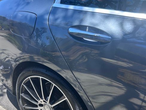 Used 2015 Mercedes-Benz C 400 4MATIC image 13