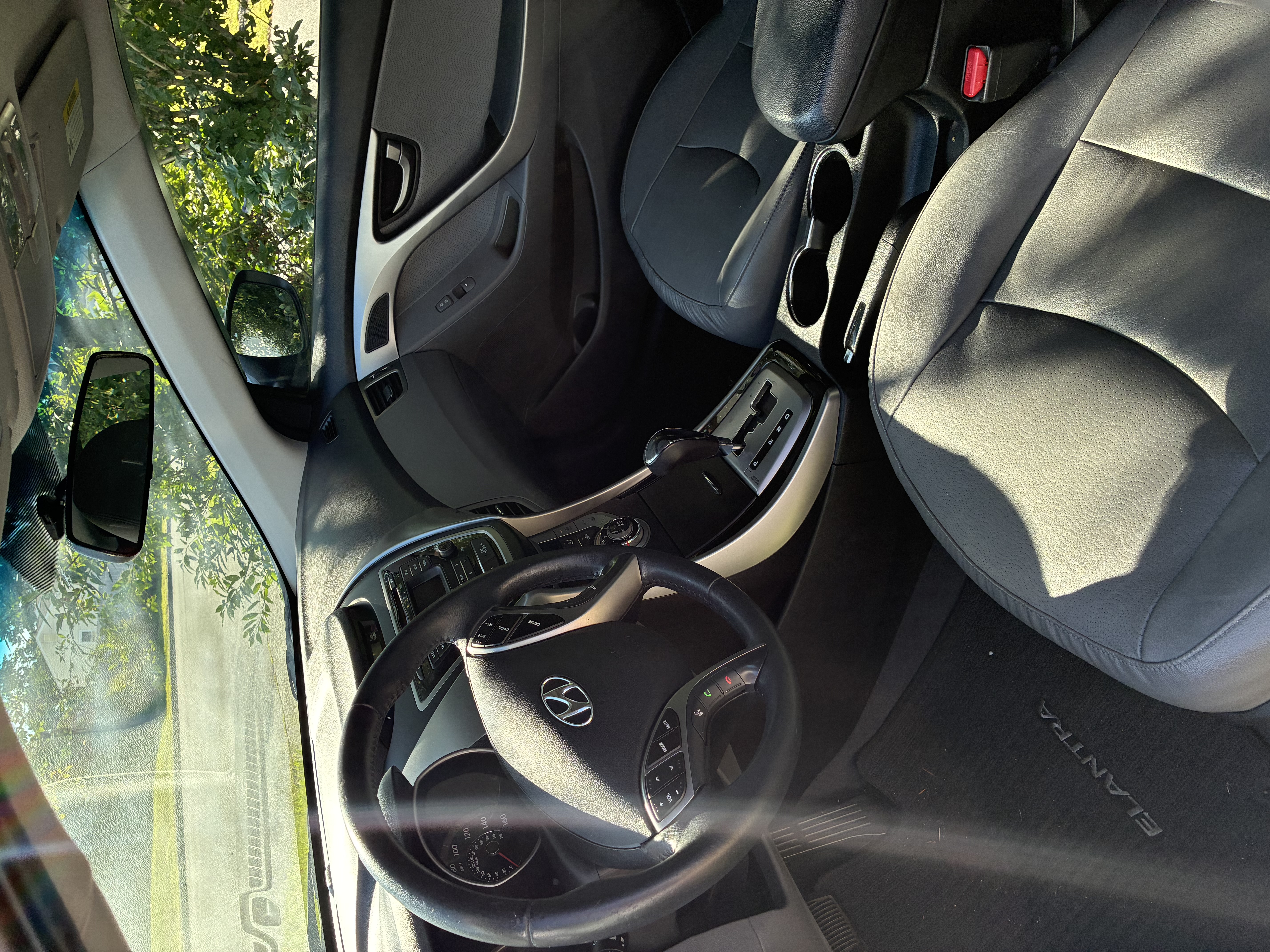 Used 2013 Hyundai Elantra Limited FWD image 5