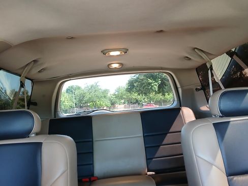Used 2004 Ford Excursion Limited AWD/4WD image 13