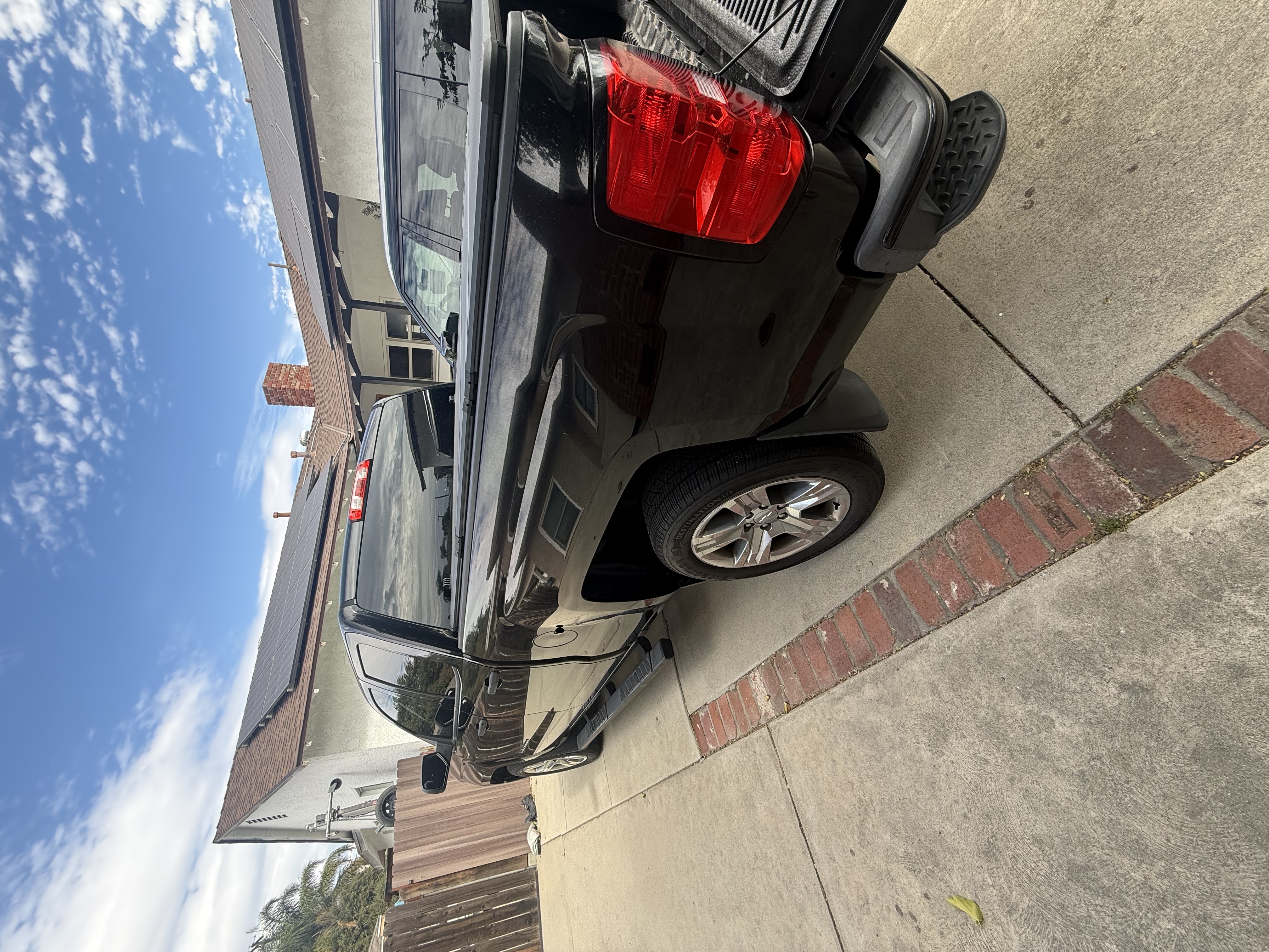 Used 2017 Chevrolet Silverado 1500 Custom w/ Custom Convenience Package RWD image 5
