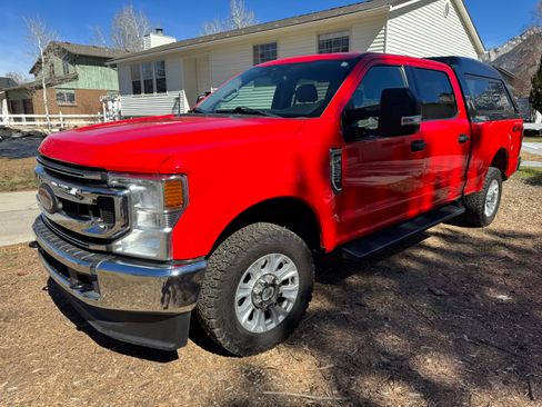 Used 2020 Ford F250 XLT image 1