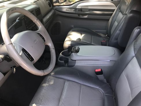 Used 2001 Ford F250 4x4 Crew Cab Super Duty image 4