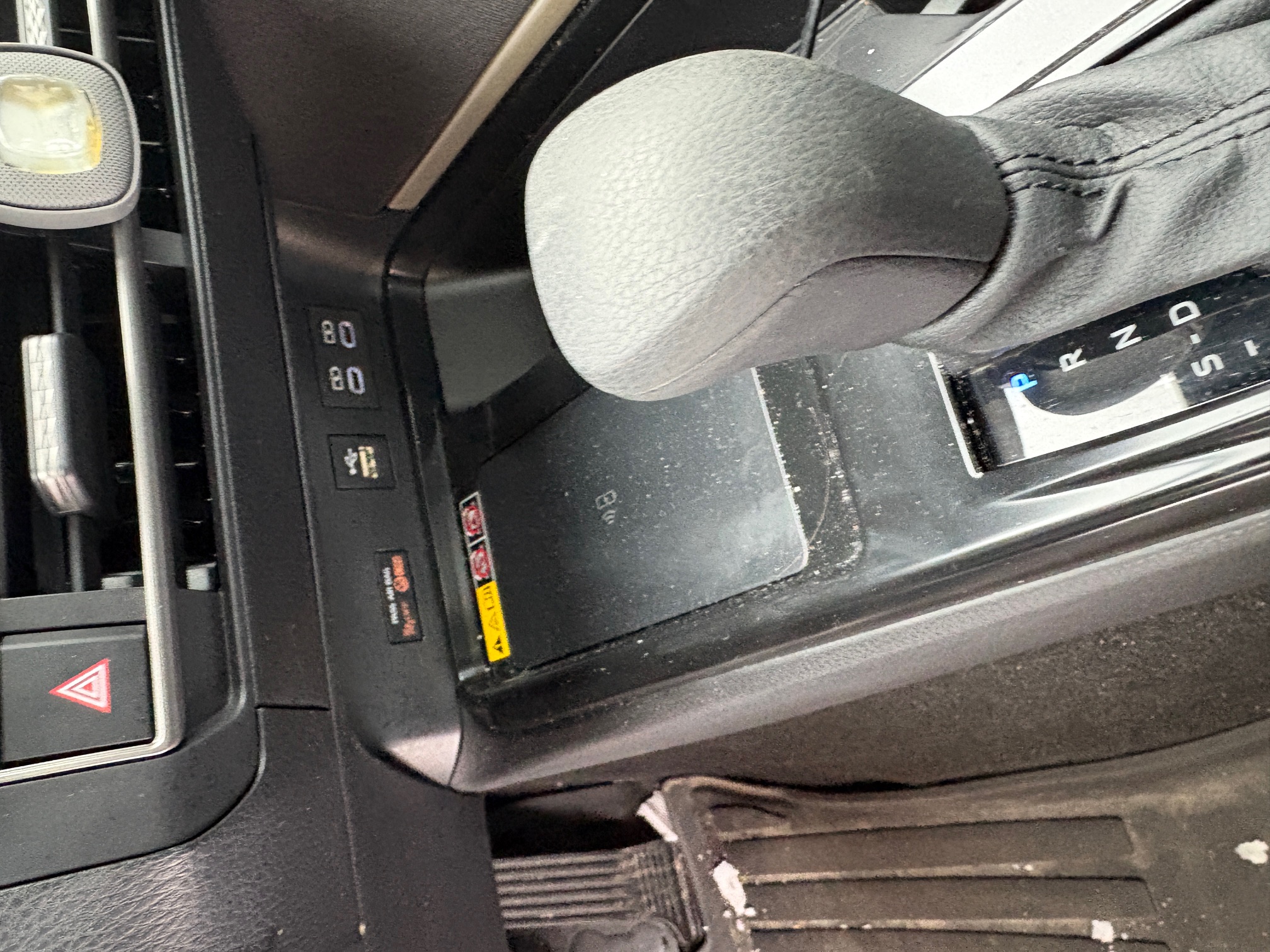 Used 2025 Toyota Camry LE w/ Convenience Package AWD/4WD image 5