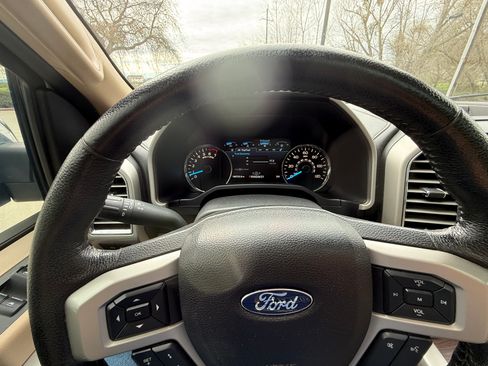 Used 2015 Ford F150 Lariat w/ Equipment Group 502A Luxury image 24