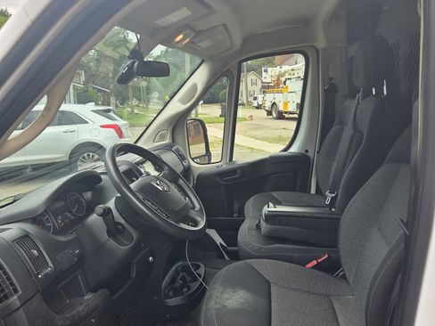 Used 2019 RAM ProMaster 1500 FWD image 5