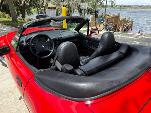 Used 1996 BMW Z3 1.9 RWD image 10