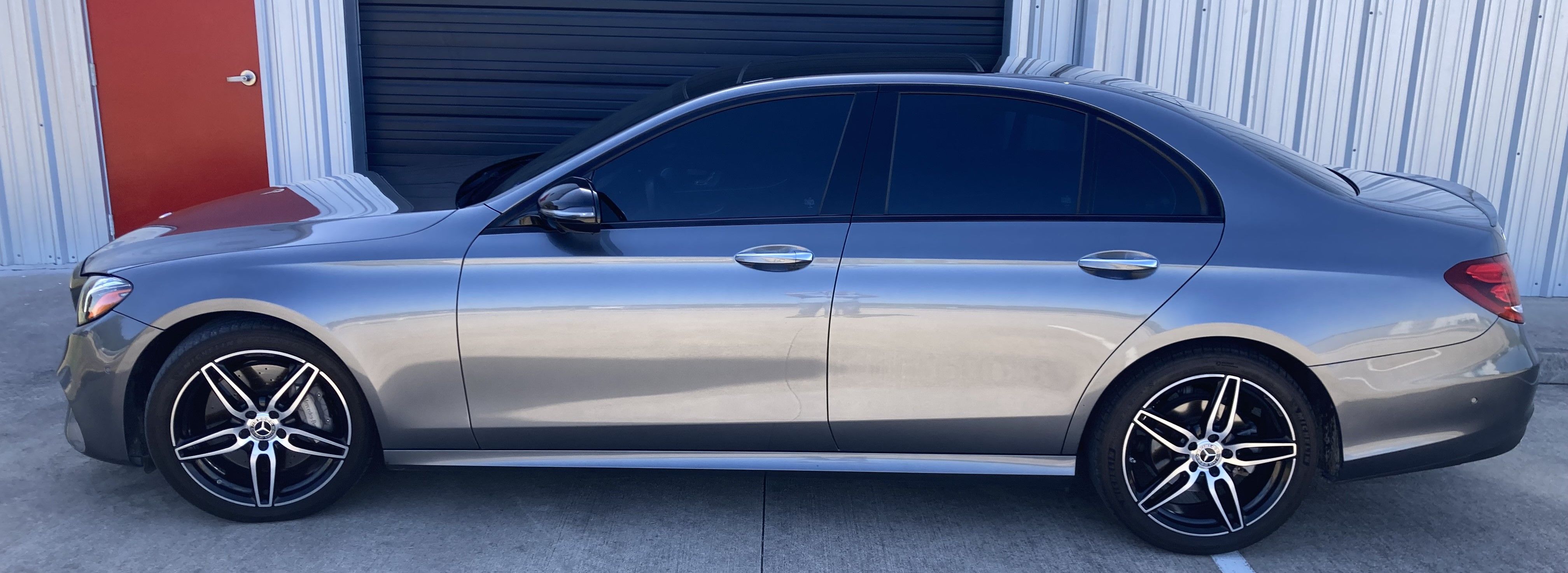 Used 2020 Mercedes-Benz E 350 Sedan image 4