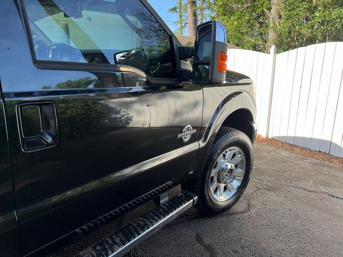 Used 2011 Ford F350 Lariat w/ Lariat Interior Pkg AWD/4WD image 6