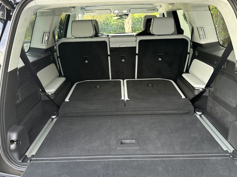 Used 2023 Rivian R1S Adventure image 30