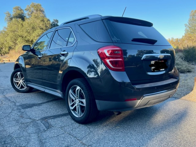 Used 2016 Chevrolet Equinox LTZ w/ Enhanced Convenience Package FWD image 2
