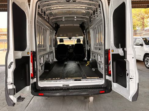 Used 2023 Ford Transit 250 148 High Roof Extended w/ Load Area Protection Package image 8