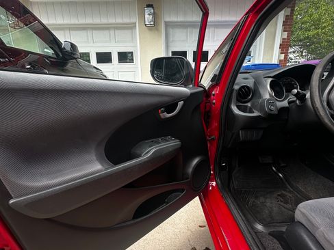 Used 2009 Honda Fit image 12