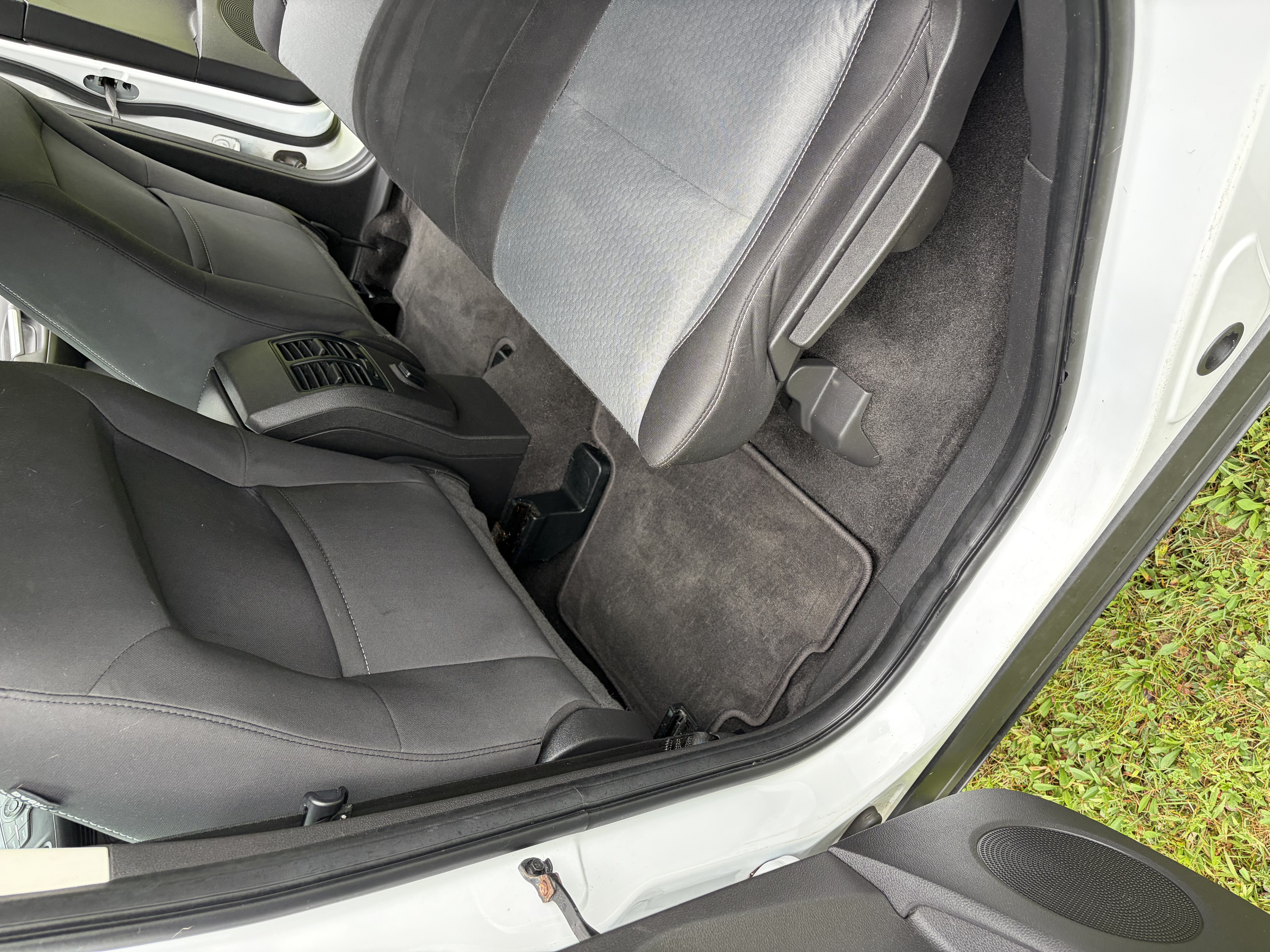 Used 2018 Ford Escape SE AWD/4WD image 8